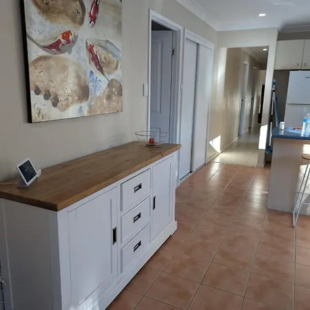 Entire House In A Location Holiday home *