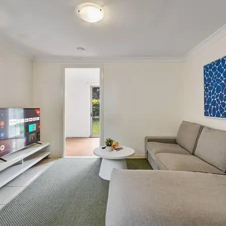 Great Value And Comfort Family 5 Mins To Shops