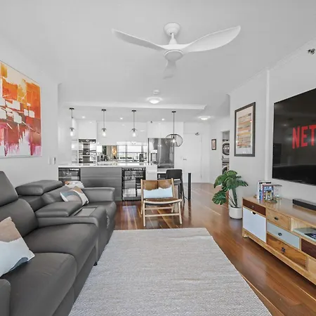 Stylish With Bbq Pool & Gym Apartment *