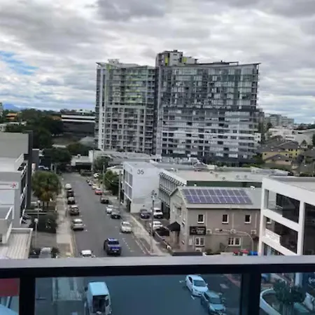 Comfy 1 Bedroom With Wifi And Parking * Brisbane