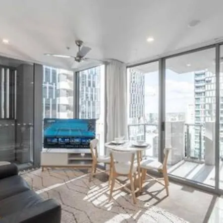 Chic Living 1b1b Shared Pool Bbq Gym C31 Apartment *