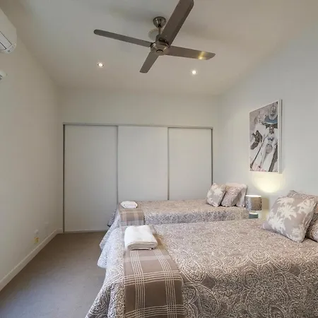 Short On Esplanade One Bedroom With Private Pool Apartment *