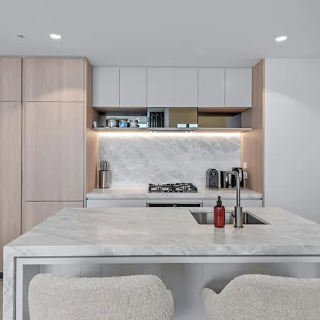Apartment Queens Wharf - Bright With Pool And Stunning Views Brisbane