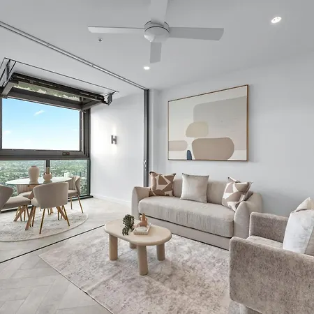Queens Wharf - Bright With Pool And Stunning Views Apartment *