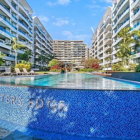 Apartment 'the Riveredge' Chic Resort-style Luxury Near Cbd