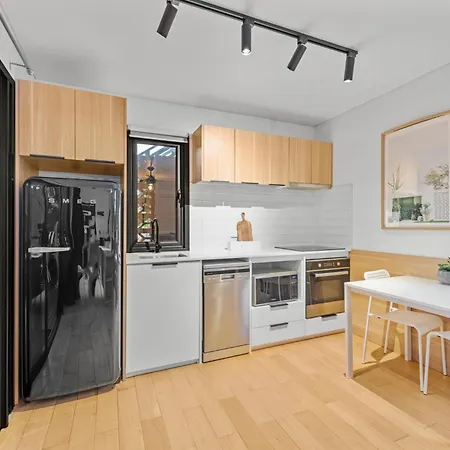 Stylish 1-bed Flat Near River Walks Brisbane