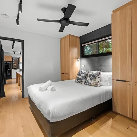 Stylish 1-bed Flat Near River Walks Apartment Brisbane