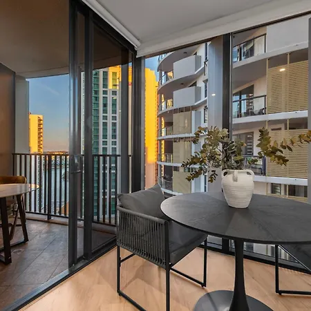 Apartment Spire *
