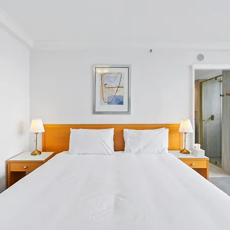 Apartment Stylish In The Heart Of Brisbane