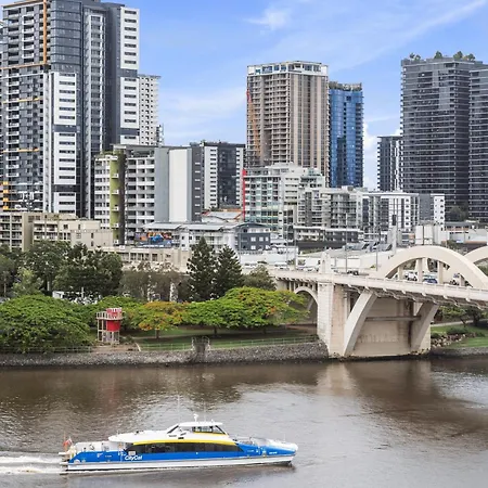 Stylish In The Heart Of * Brisbane