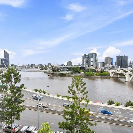 Stylish In The Heart Of Apartment Brisbane
