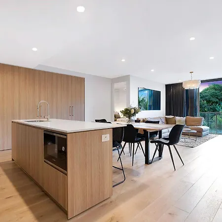 The Sinclair - Luxury Near The Gabba With Rooftop Pool, 3 Bedrooms & Views *