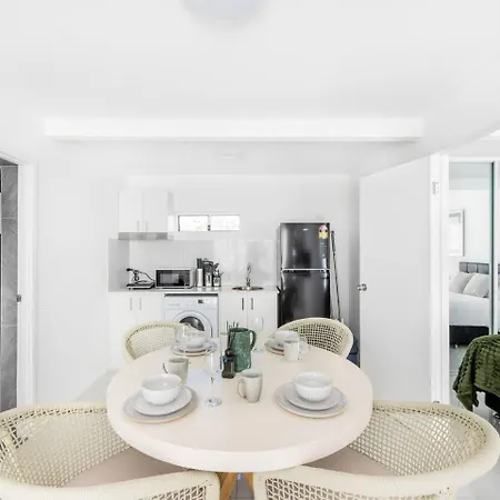 Spacious Dual Main House Separate Brisbane