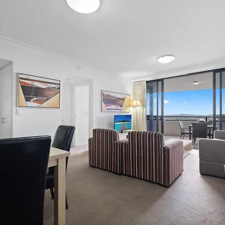 Riverfront Bridge View Cbd Heart Free Parking 2bed Apartment *
