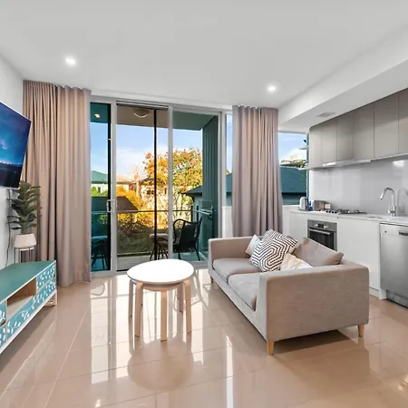 Chic 1-Bed Flat Steps To Brisbane S Arts Scene Apartment Brisbane