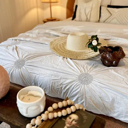 Elegant Escape-4 Bed Car Pool,8 Mins To Airport *