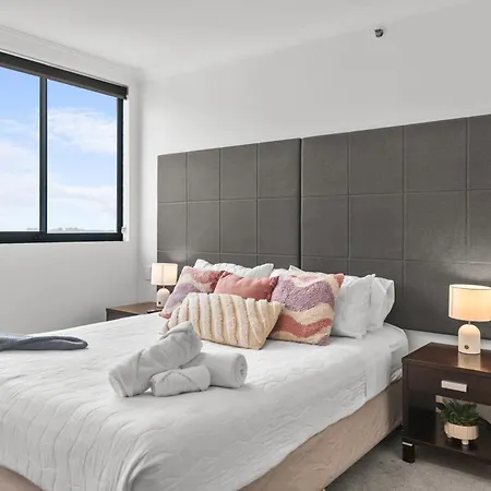 Apartment Queen *