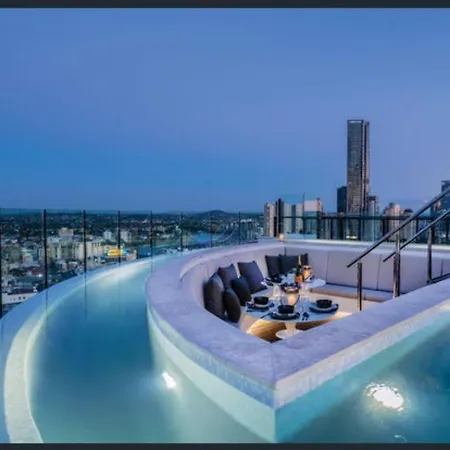 Apartment Luxury W Rooftop Pool Cbd Brisbane
