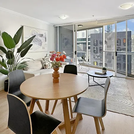 High-rise 2-bed With Gym Bbq & Pool Apartment *