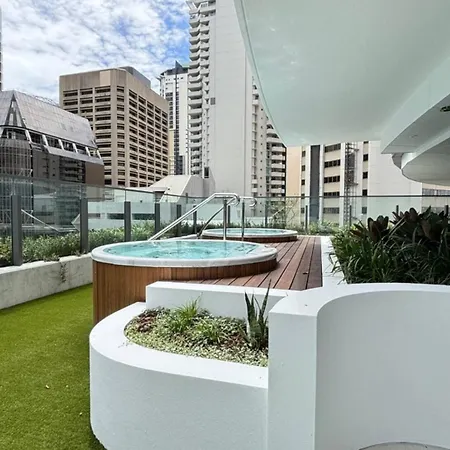 Apartment Queens Wharf - Sunny 1br With Views, King Bed And Pool Brisbane