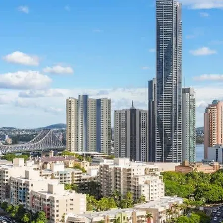 Stylish Fortitude Valley Sleeps 6 Amenities *