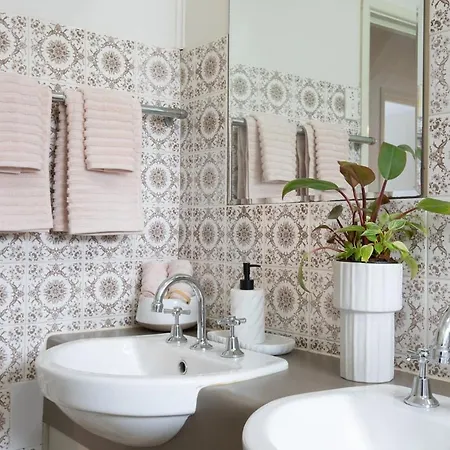 Holiday home Lux 4b Queenslander By The Gabba *