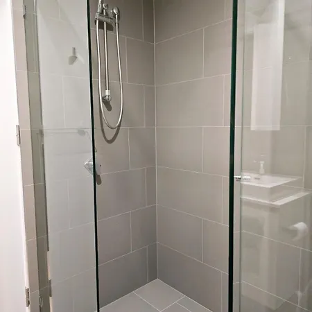 Modern Cbd With Skyline Views , Pool Gym & Free Parking * Brisbane