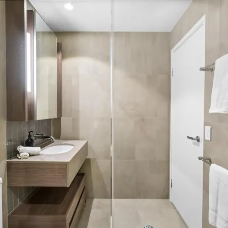 Apartment The Hikari - Brand New Riverview 1br With Sofa Bed At Queens Wharf With Pool And Gym *