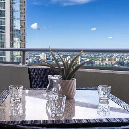 Apartment Riverfront Bridge View Cbd Heart Free Parking 2bed