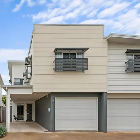 Carseldine Grove Apartment *