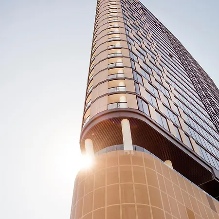 Apartment Huge Sub-penthouse With Stunning Views, Pool Parking *