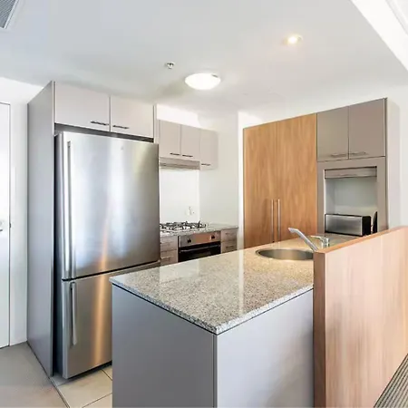 Apartment Cityscape At Aurora Tower *