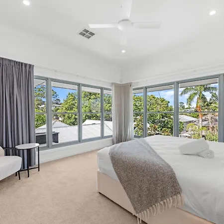 Stylish Paddington With Outdoor Oasis Brisbane