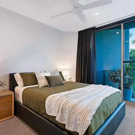 The Sinclair - Luxury Near The Gabba With Rooftop Pool, 3 Bedrooms & Views Apartment
