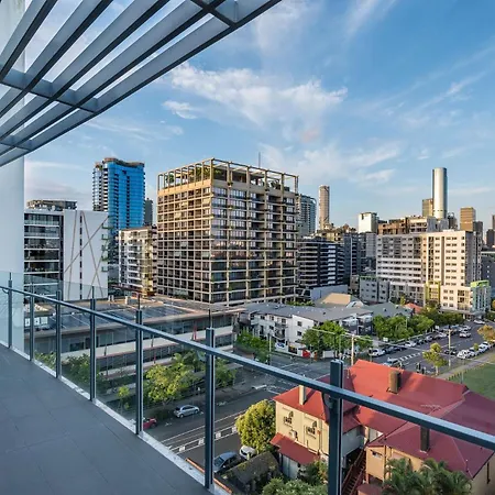 Apartment Russell St Retreat Stunning & Park Views Brisbane