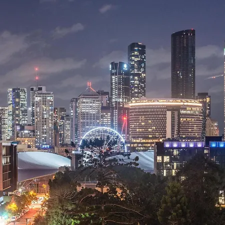 Russell St Retreat Stunning & Park Views * Brisbane