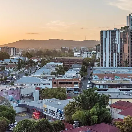 Apartment Russell St Retreat Stunning & Park Views Brisbane
