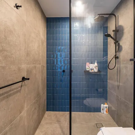The Valley Edit | Designer Stay, Carpark + Pool * Brisbane
