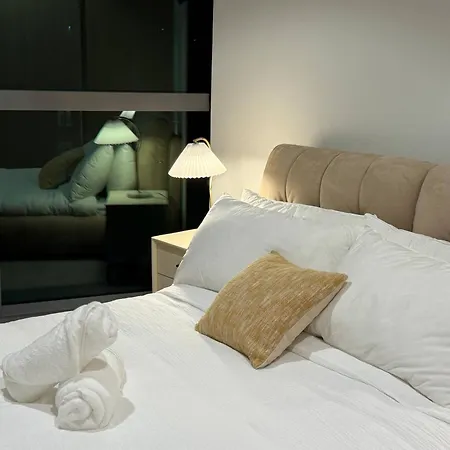 Apartment Queens - New On Casino Brisbane