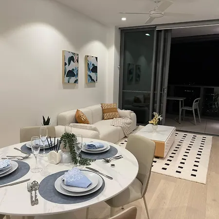 Queens - New On Casino * Brisbane