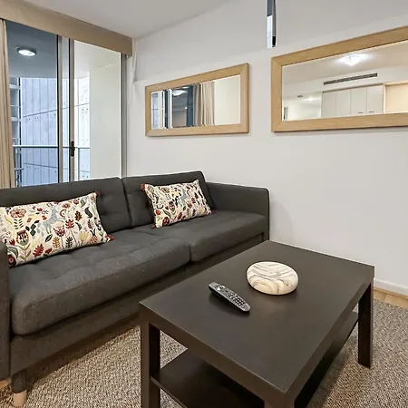 2-bed With Gym & Pool Access Apartment *