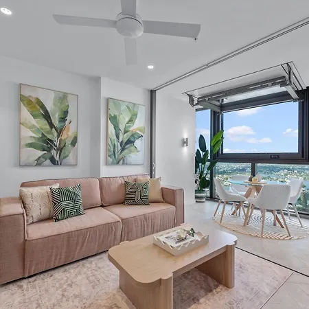 Queens Wharf - Luxe 1br With Views, King Bed And Pool