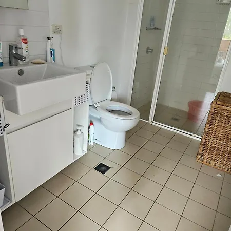 3-bedrooms West End Central, River And Conenience Apartment Brisbane