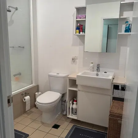 3-bedrooms West End Central, River And Conenience Brisbane