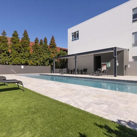 Bulimba Bliss Elegant, Airy & Scenic Getaway Brisbane