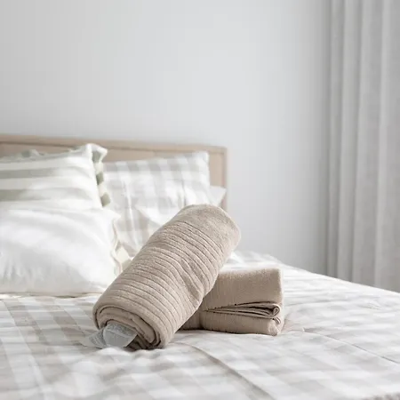 Bulimba Bliss Elegant, Airy & Scenic Getaway Brisbane