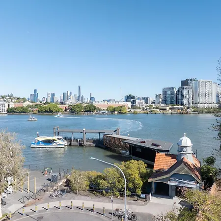 Apartment Bulimba Bliss Elegant, Airy & Scenic Getaway *