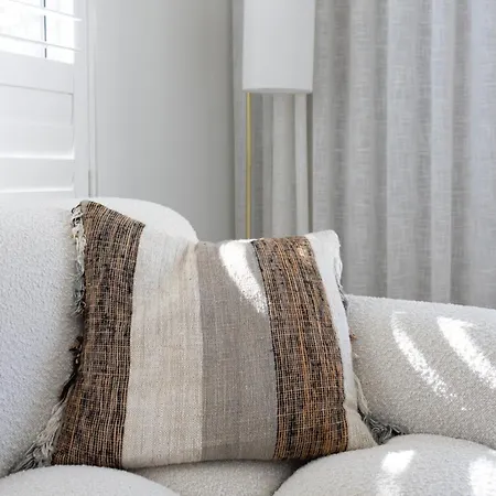 Bulimba Bliss Elegant, Airy & Scenic Getaway