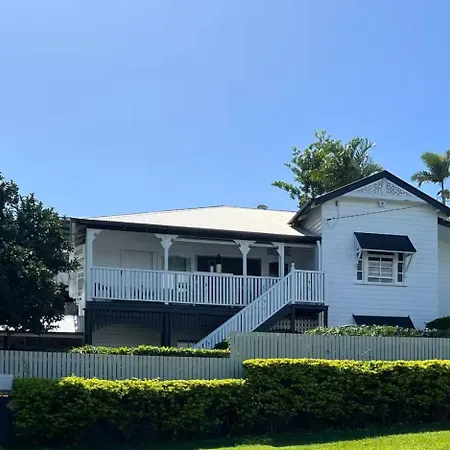 Private Garden In Classic Queenslander - Near Cbd And Royal Hospital Brisbane