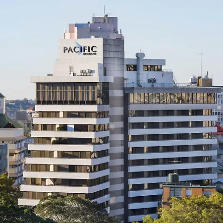 Mercure Spring Hill Hotel 4*